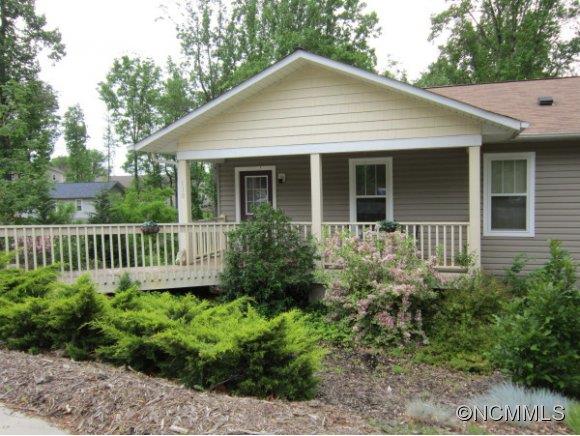 Property image 3 at 118 Savannah Woods Court, Asheville, NC 28806