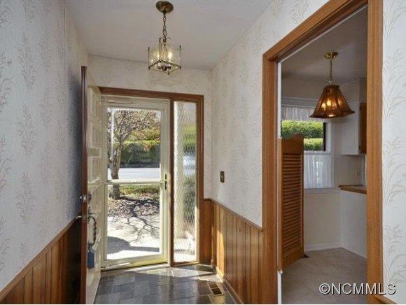 Property image 2 at 510 Davis Mountain Rd, Hendersonville, NC 28739