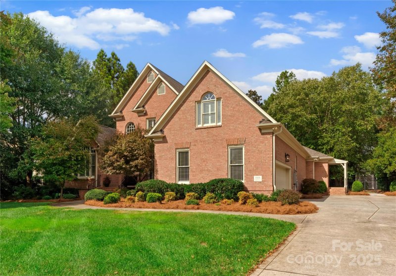 Property image 2 of 1816 Bardstown Road in Providence Springs, Charlotte, NC 28226