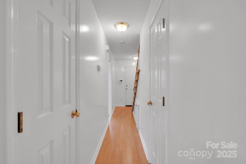 Property image 3 of 3275 White Oak Court in White Oak Manor, Claremont, NC 28610