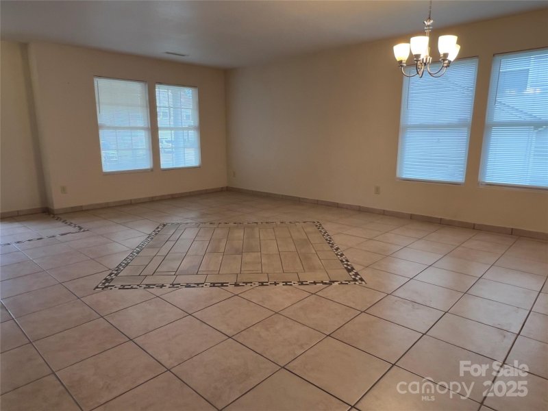 Property image 4 of 3431 Pikes Peak Drive in Crowders View, Gastonia, NC 28052