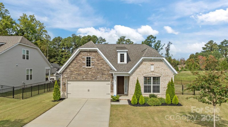 Property image 2 of 12009 Blue Gull Court in North Reach, Charlotte, NC 28278