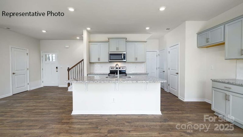 Property image 4 of 1232 Lavender Drive in Stanton, Richburg, SC 29729