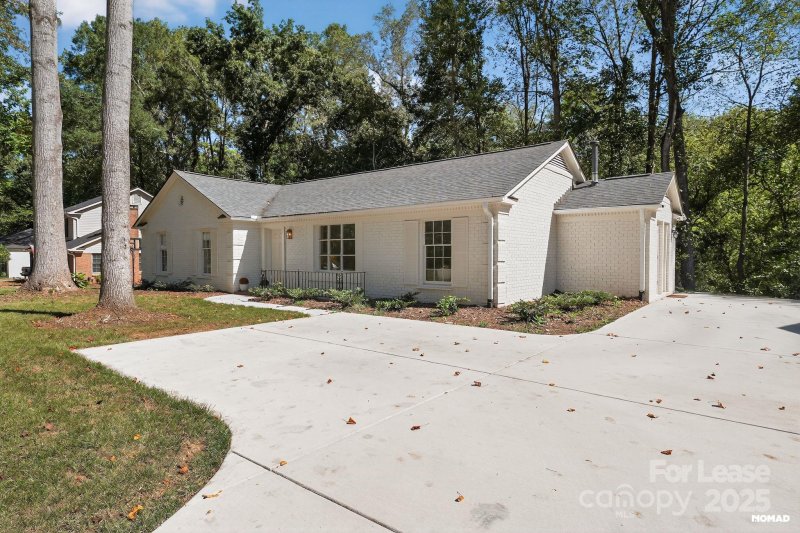 7107 Valley Haven Drive