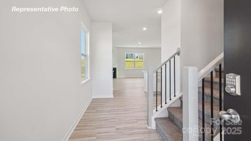 Property image 2 of 1223 Lavender Drive in Stanton, Richburg, SC 29729