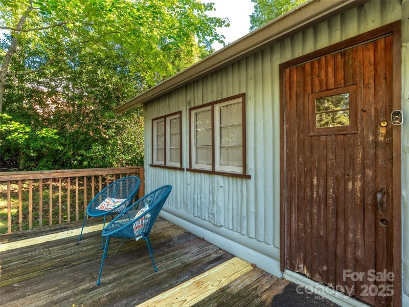 Property image 5 of 173 Oak Terrace in Royal Pines, Arden, NC 28704