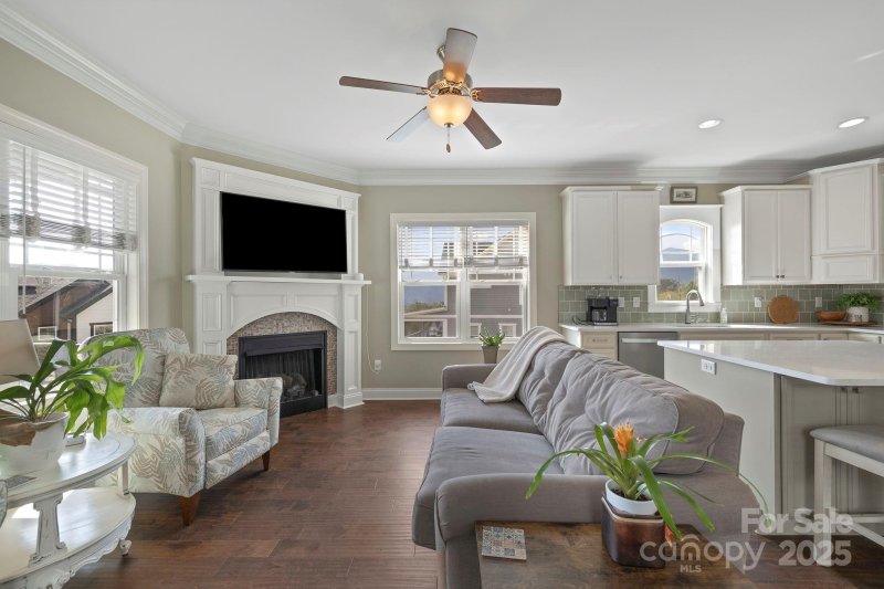 Property image 5 of 70 Tudor Way in Tudor Croft, Black Mountain, NC 28711