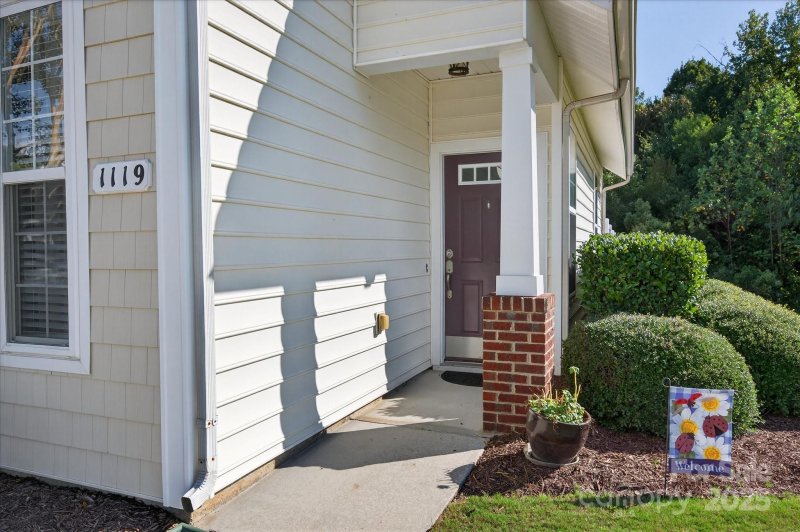 Property image 2 of 1119 Sienna Sand Way in Waterstone, Fort Mill, SC 29708