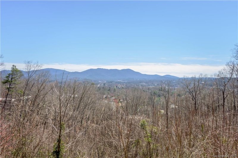 Property image 2 at 22 Samuel Ashe Drive, Asheville, NC 28805