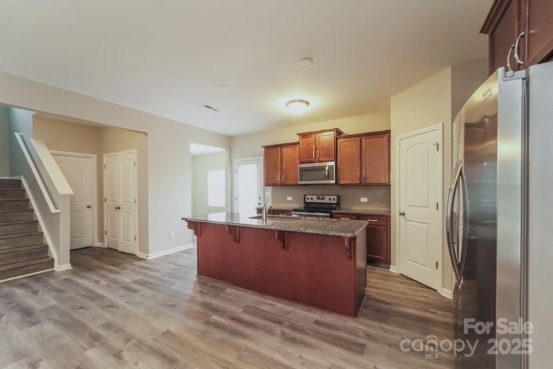 Property image 4 of 838 Von Buren Boulevard in Roddey Park, Rock Hill, SC 29730