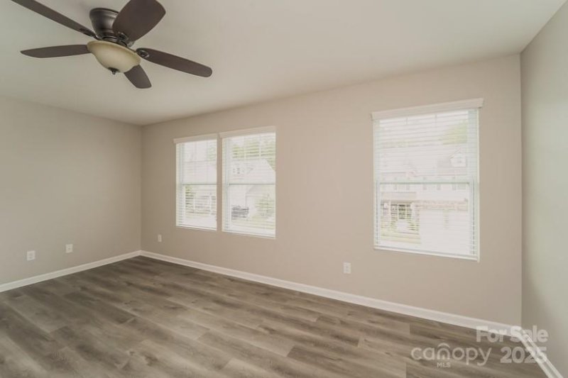Property image 5 of 838 Von Buren Boulevard in Roddey Park, Rock Hill, SC 29730