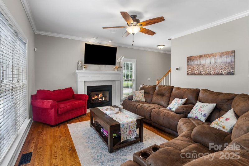 Property image 5 of 1498 Farrow Drive in Meadow Lakes Ii, Rock Hill, SC 29732