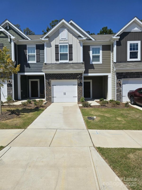 3519 Secrest Landing