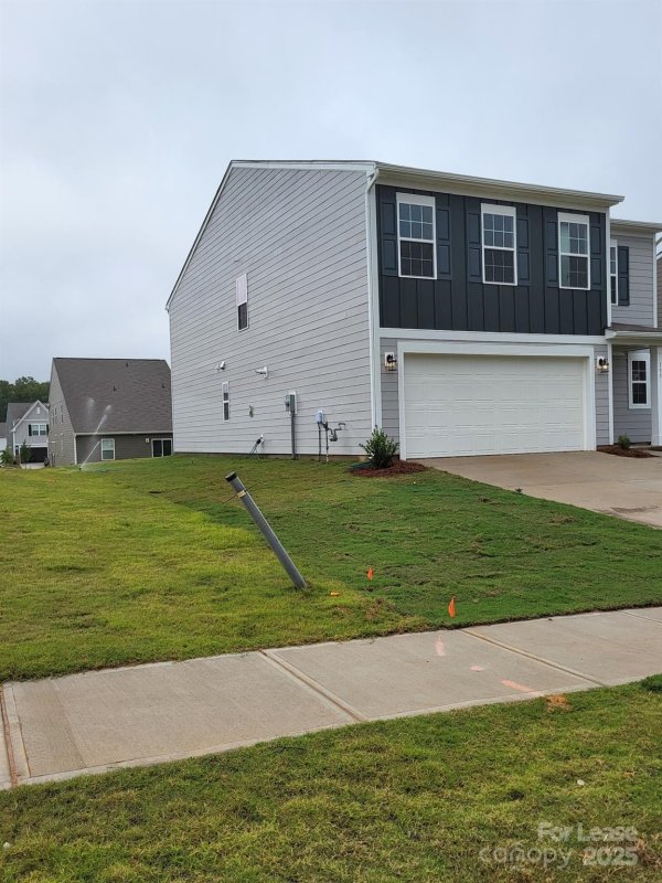 Property image 2 at 135 Oconee Trail, Statesville, NC 28625