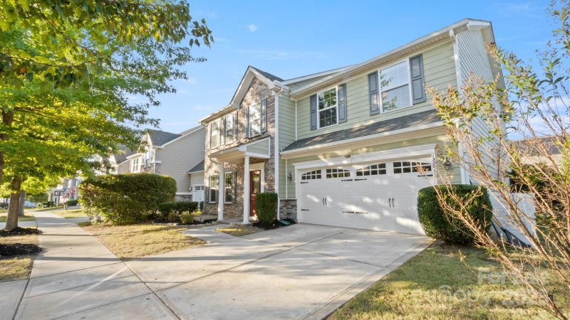 Property image 2 of 1786 Felts Parkway in Massey, Fort Mill, SC 29715