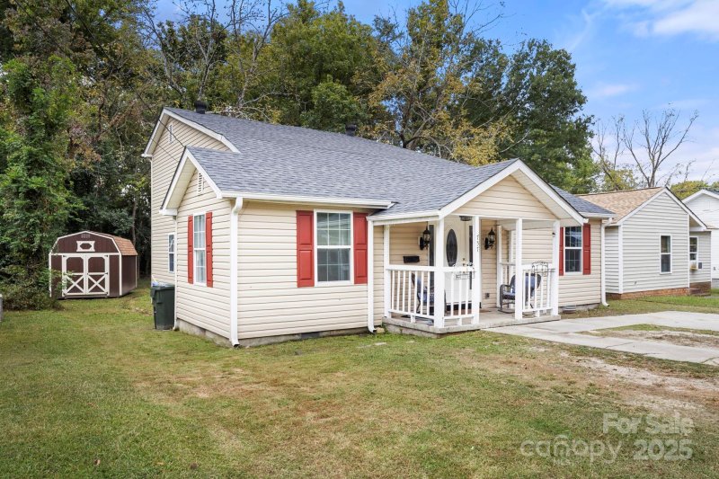 Property image 3 of 757 Carolina Avenue in Woodland Park, Rock Hill, SC 29730