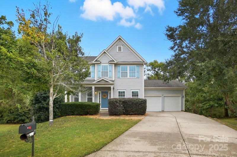 1290 Lange Court