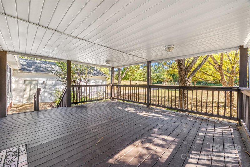 Property image 2 of 4640 Mel Nunnery Road in Country Manor Estates, Fort Lawn, SC 29714