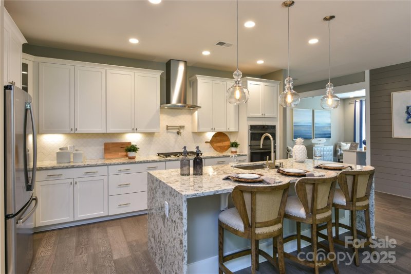 Property image 4 of 13206 Cozy Court in Cresswind, Charlotte, NC 28215