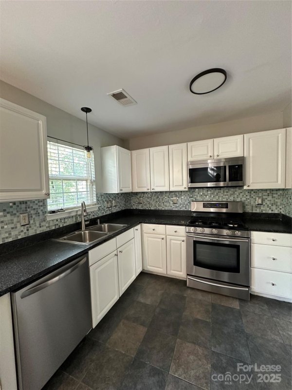 Property image 4 of 7604 Henderson Park Road in Henderson Park, Huntersville, NC 28078