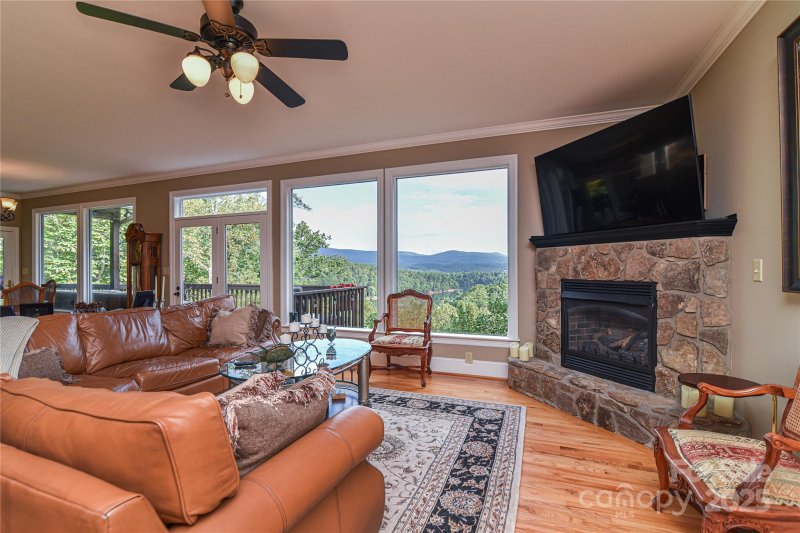 Property image 4 of 90 High Lake Drive in The Arbor at Lake James, Nebo, NC 28761