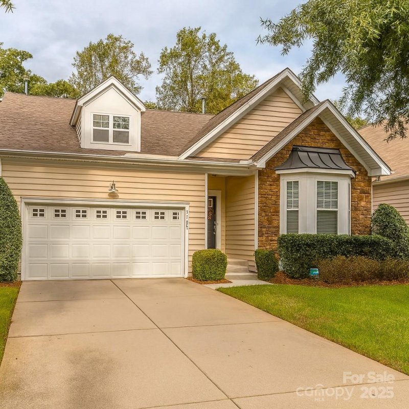 Property image 3 of 3104 Streamhaven Drive in Cobblestone, Indian Land, SC 29707