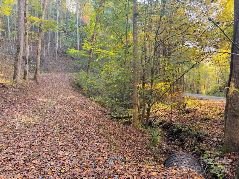 Property image 4 of 9999 Mountainside Drive in Fontana View Lake, Bryson City, NC 28713