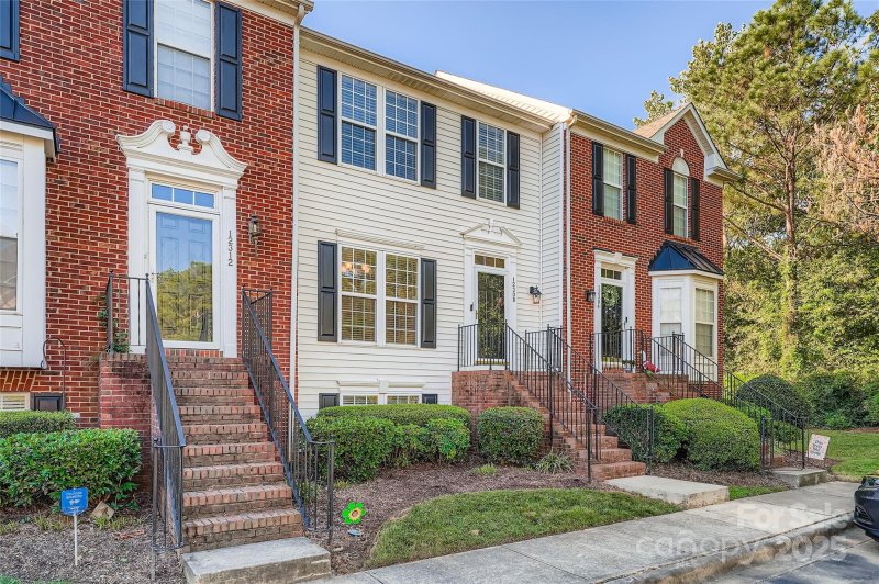 Property image 2 of 12308 Verdant Court in Garden Oaks, Charlotte, NC 28273