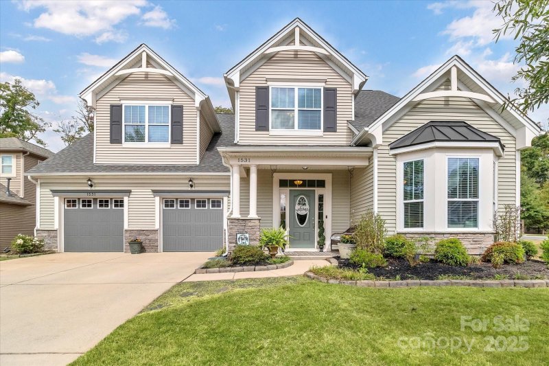 Property image 2 of 1531 Imperial Court in Kings Grove, York, SC 29745