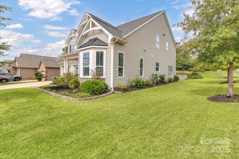 Property image 3 of 1531 Imperial Court in Kings Grove, York, SC 29745