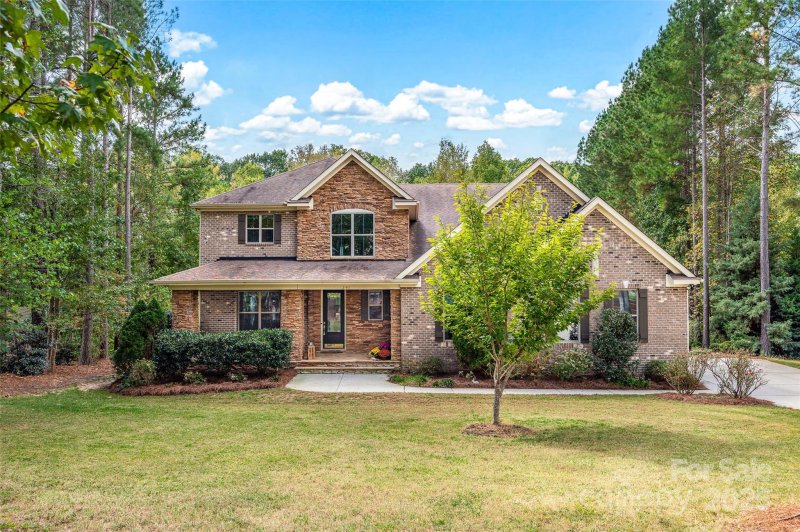 Property image 2 of 191 Belfry Loop in Bells Crossing, Mooresville, NC 28117