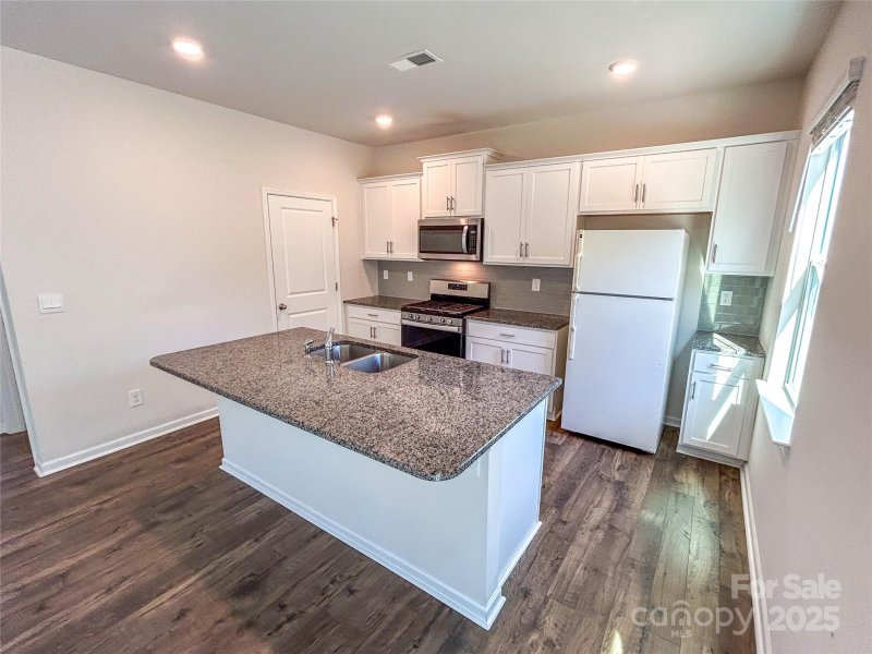 Property image 5 of 4120 Village Boulevard in Cline Village, Conover, NC 28613