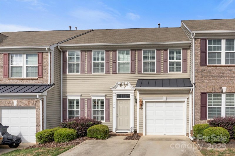 Property image 4 of 370 Battery Circle in Harpers Green, Clover, SC 29710