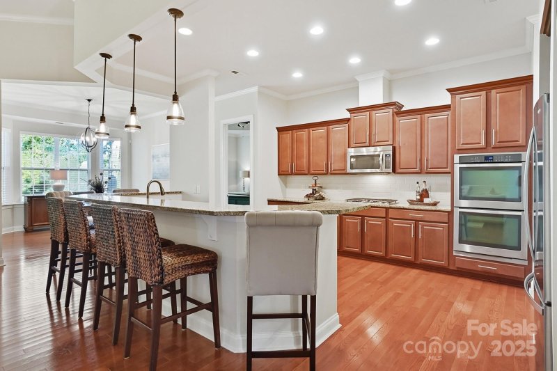 Property image 3 of 6412 Myston Lane in Beckett, Huntersville, NC 28078