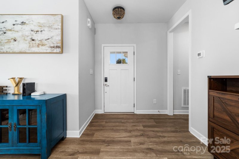 Property image 3 of 2748 Eagle Drive in Eagle Glen, Lincolnton, NC 28092