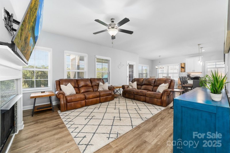 Property image 4 of 2748 Eagle Drive in Eagle Glen, Lincolnton, NC 28092