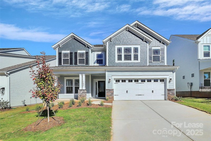 Property image 2 at 11027 Lochmere Road, Charlotte, NC 28278