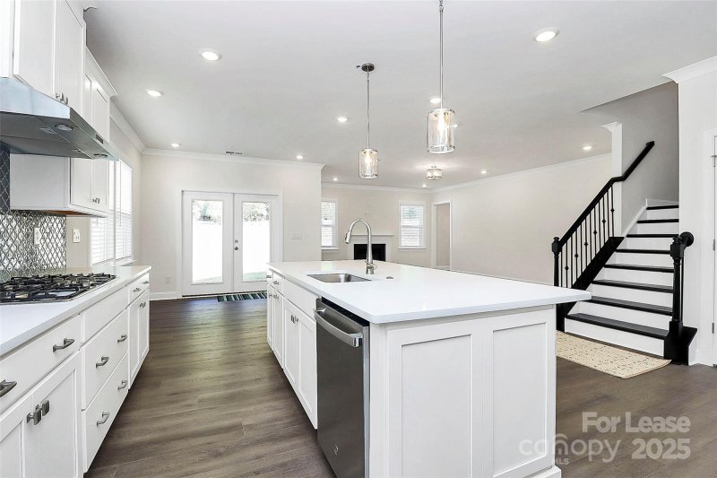 Property image 5 at 11027 Lochmere Road, Charlotte, NC 28278