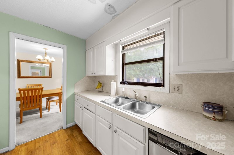 Property image 5 of 10520 Misty Ridge Lane in Endhaven, Charlotte, NC 28277