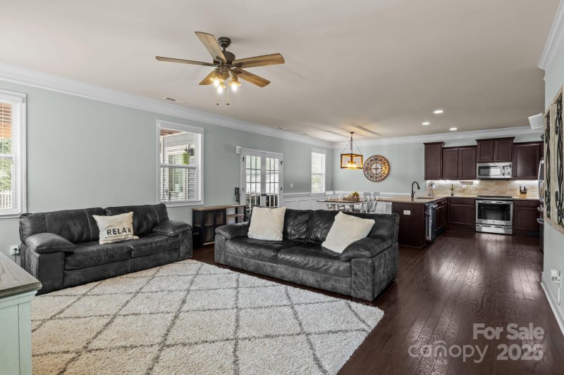 Property image 4 of 3427 Streamside Drive in The Farm At Riverpointe, Davidson, NC 28036