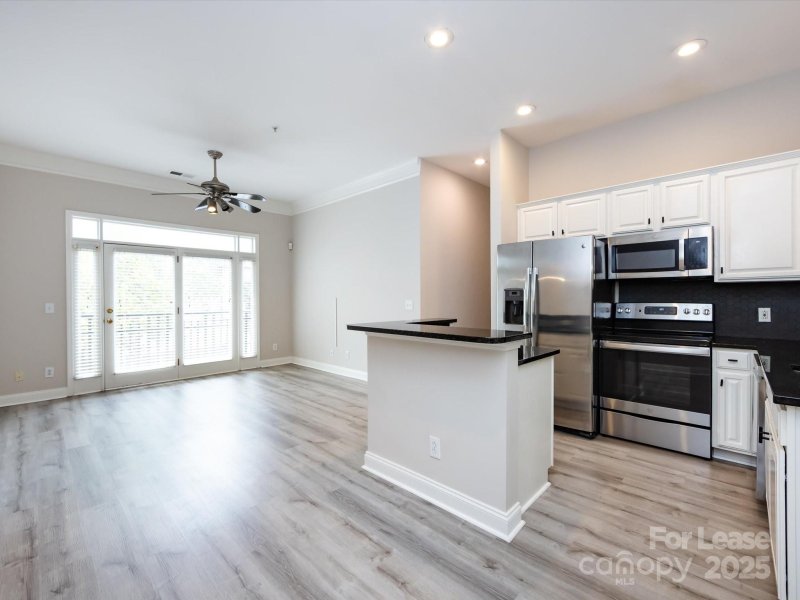 Property image 2 at 729 Garden District Drive, Charlotte, NC 28202