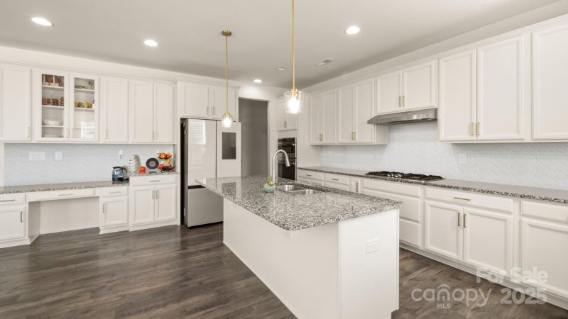 Property image 4 of 6020 Sayles Way in Massey, Fort Mill, SC 29715