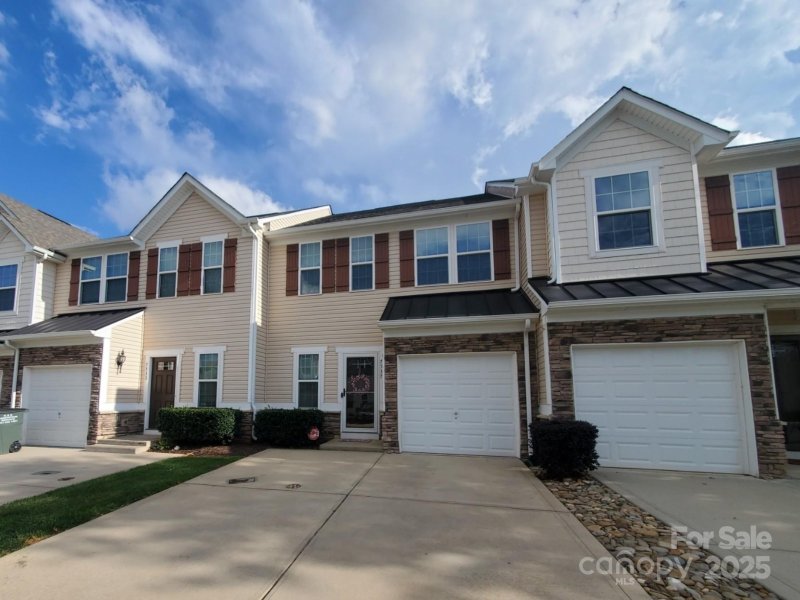 Property image 2 of 7537 Red Mulberry Way in Stonegrove, Charlotte, NC 28273