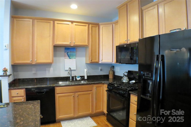 Property image 5 of 7537 Red Mulberry Way in Stonegrove, Charlotte, NC 28273