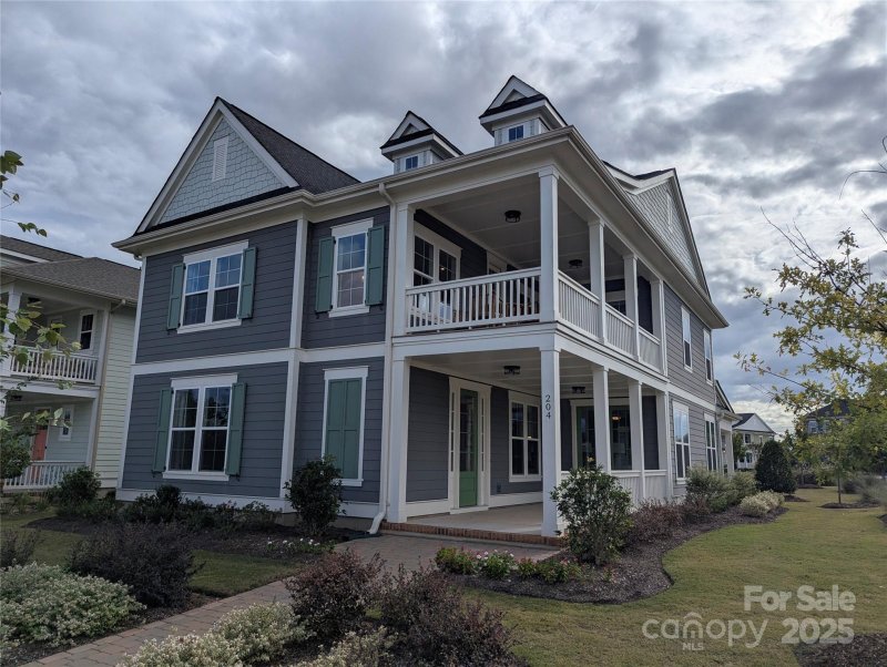 Riverwalk, Rock Hill Community