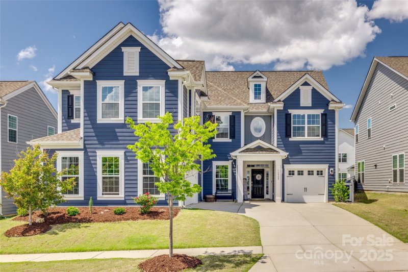 Property image 4 of 14925 Baldridge Drive in Ramseys Glen, Huntersville, NC 28078