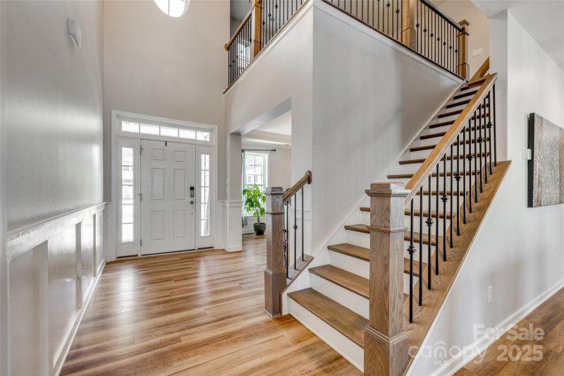 Property image 5 of 14925 Baldridge Drive in Ramseys Glen, Huntersville, NC 28078