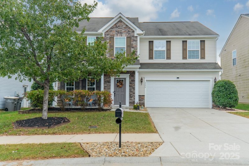 Property image 2 of 3556 Catherine Creek Place in The Farm at Riverpointe, Davidson, NC 28036