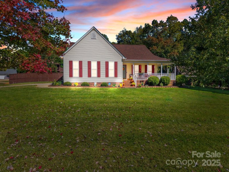 Wendover Heights, Salisbury community