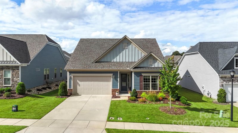 Pinnacle at Wesley Chapel, Monroe Community